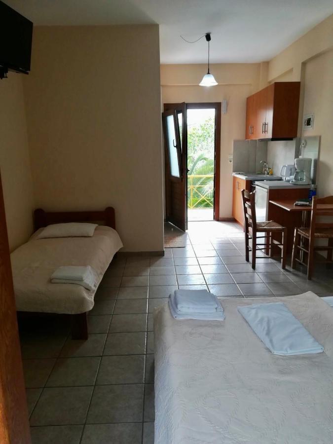 Ionos Appartement Pyrgi Thermis Buitenkant foto